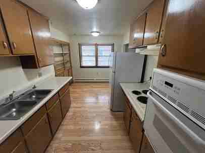 FLP 2313 Brentwood Parkway - Photo 3 of 15