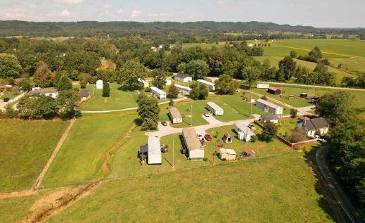 599 Harris Creek Rd #9 - Photo 3 of 3