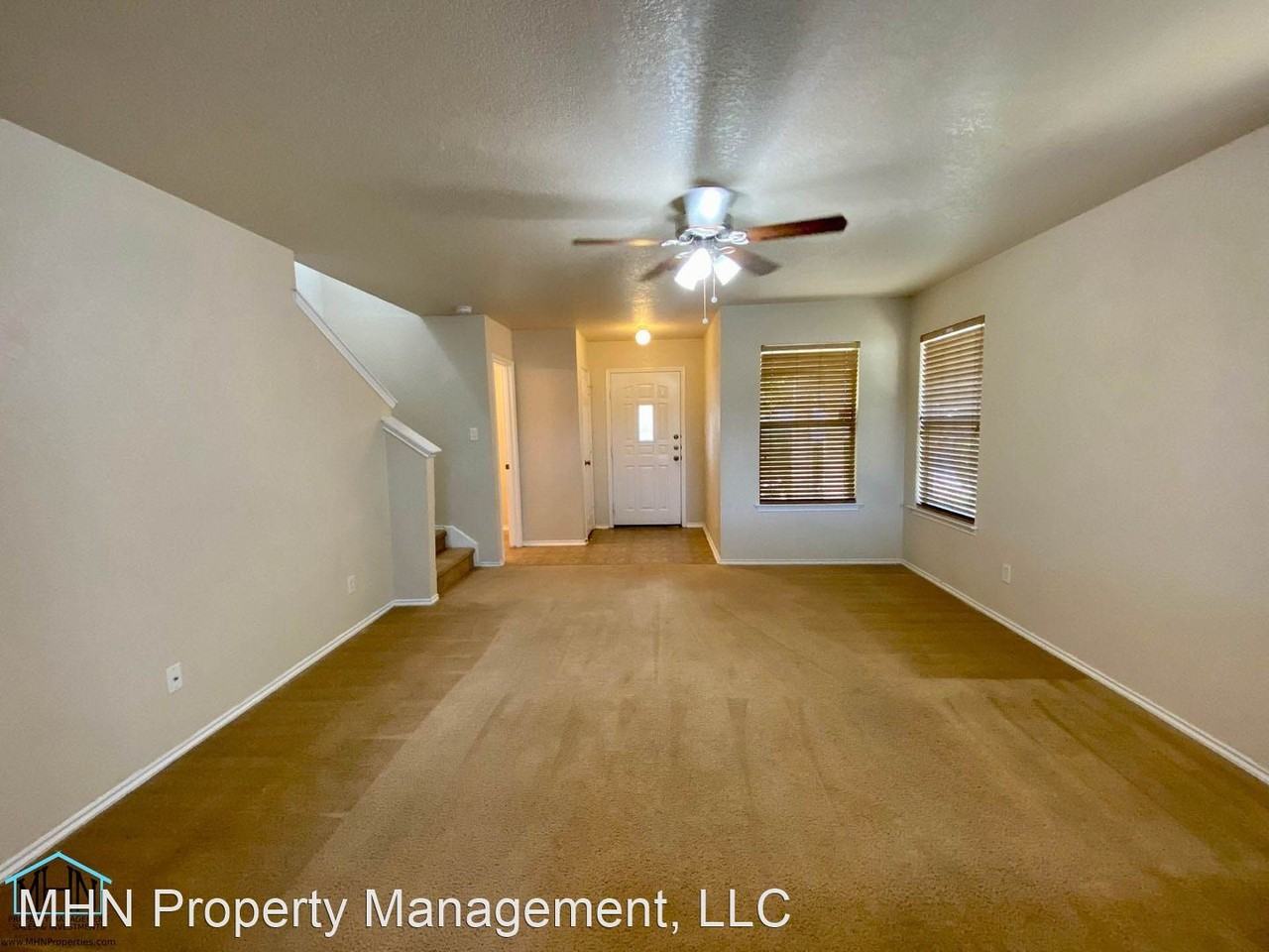 13523 Royal Wl - Photo 3 of 19