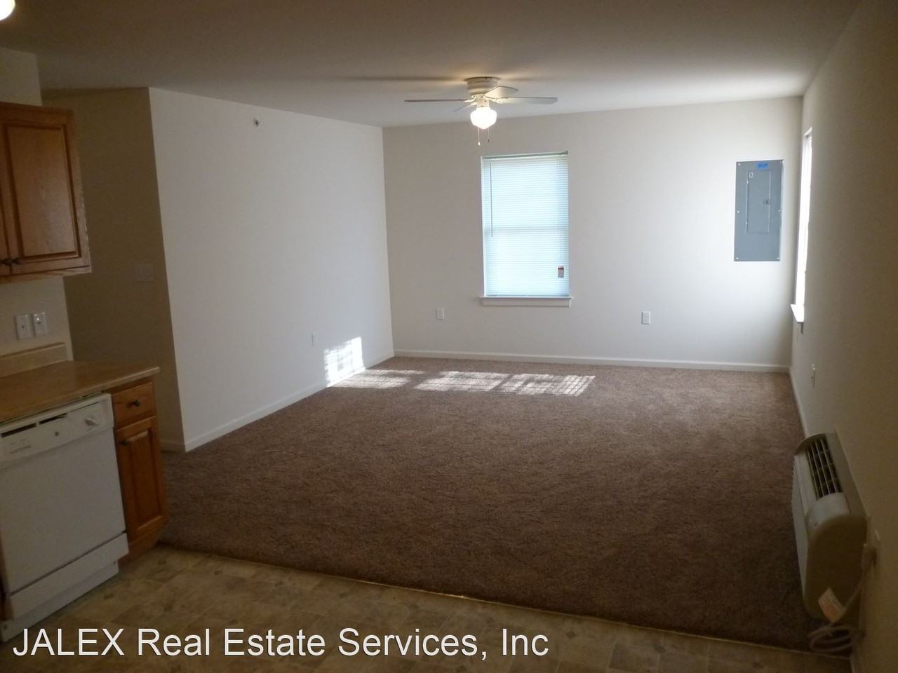 1419 Doron Drive - Photo 2 of 6