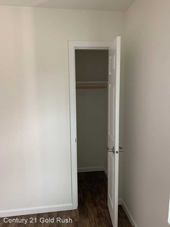 2182 Nelson Rd - Photo 2 of 11