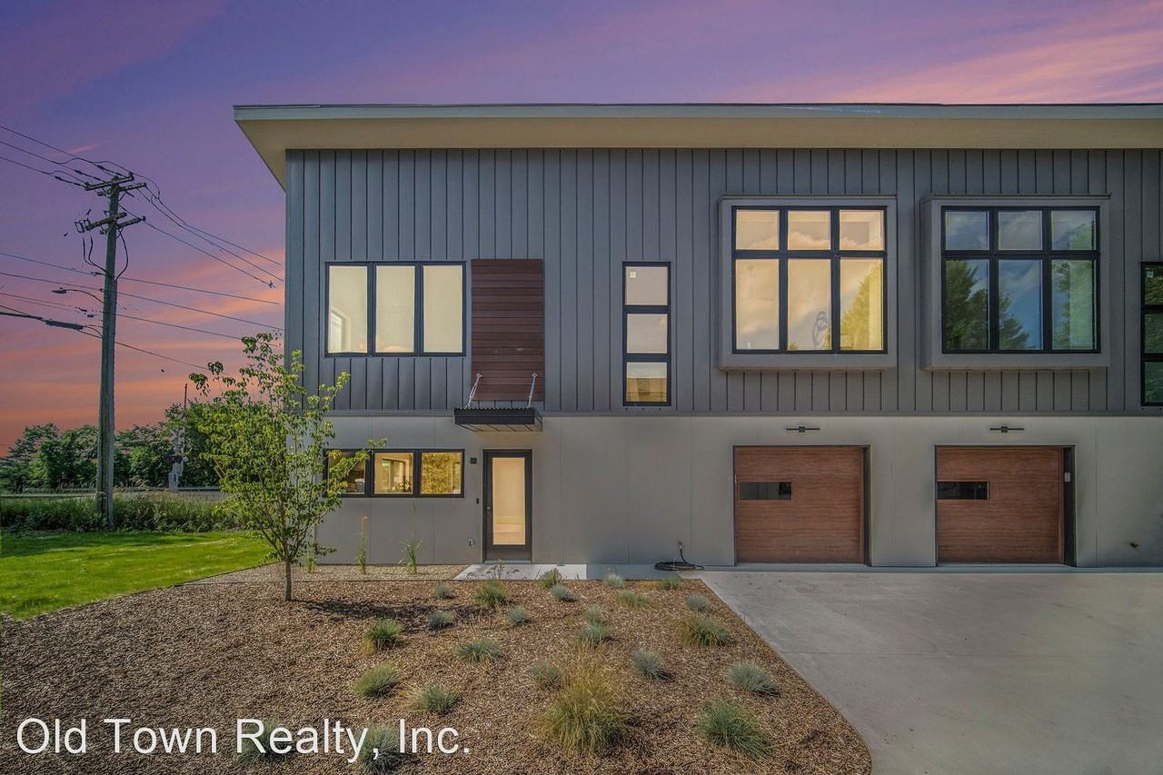 550/552 Cleveland St - Photo 2 of 40