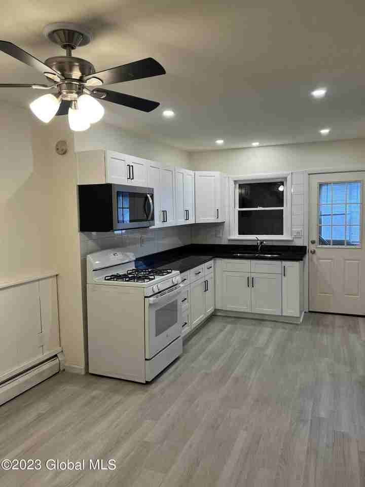 1813 4th Ave ## 1 - Photo 3 of 11