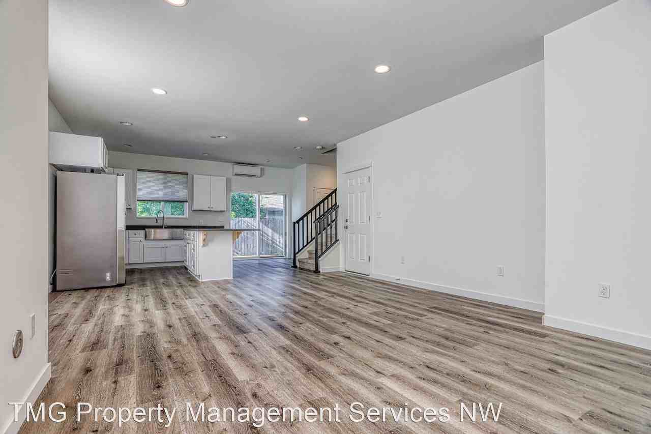 20157 Ne Oregon St - Photo 2 of 24