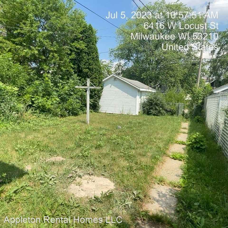 6416 W Locust St - Photo 2 of 2