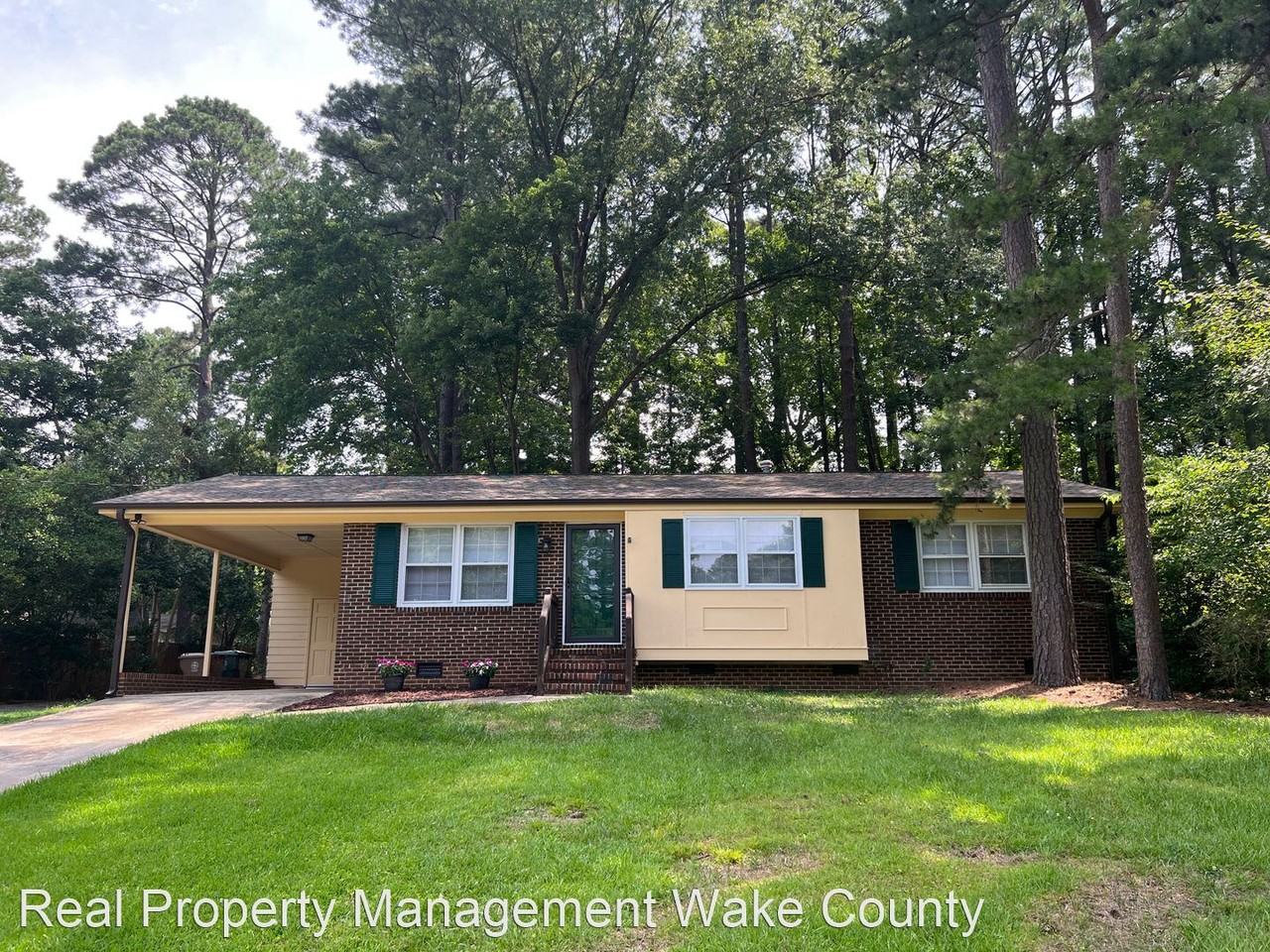 722 Brunswick Pl - Photo 2 of 25