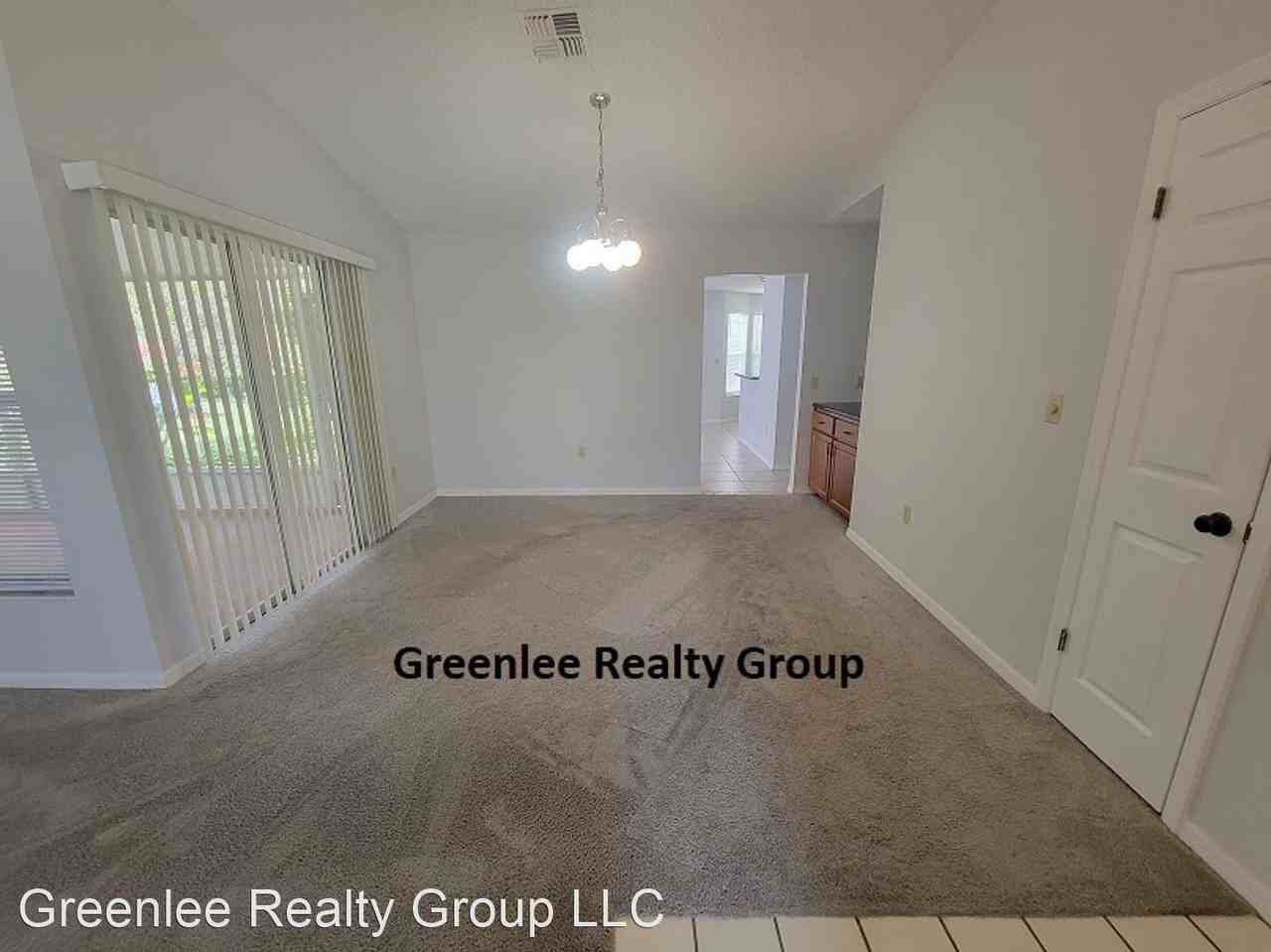 8205 Roxboro Dr - Photo 3 of 28