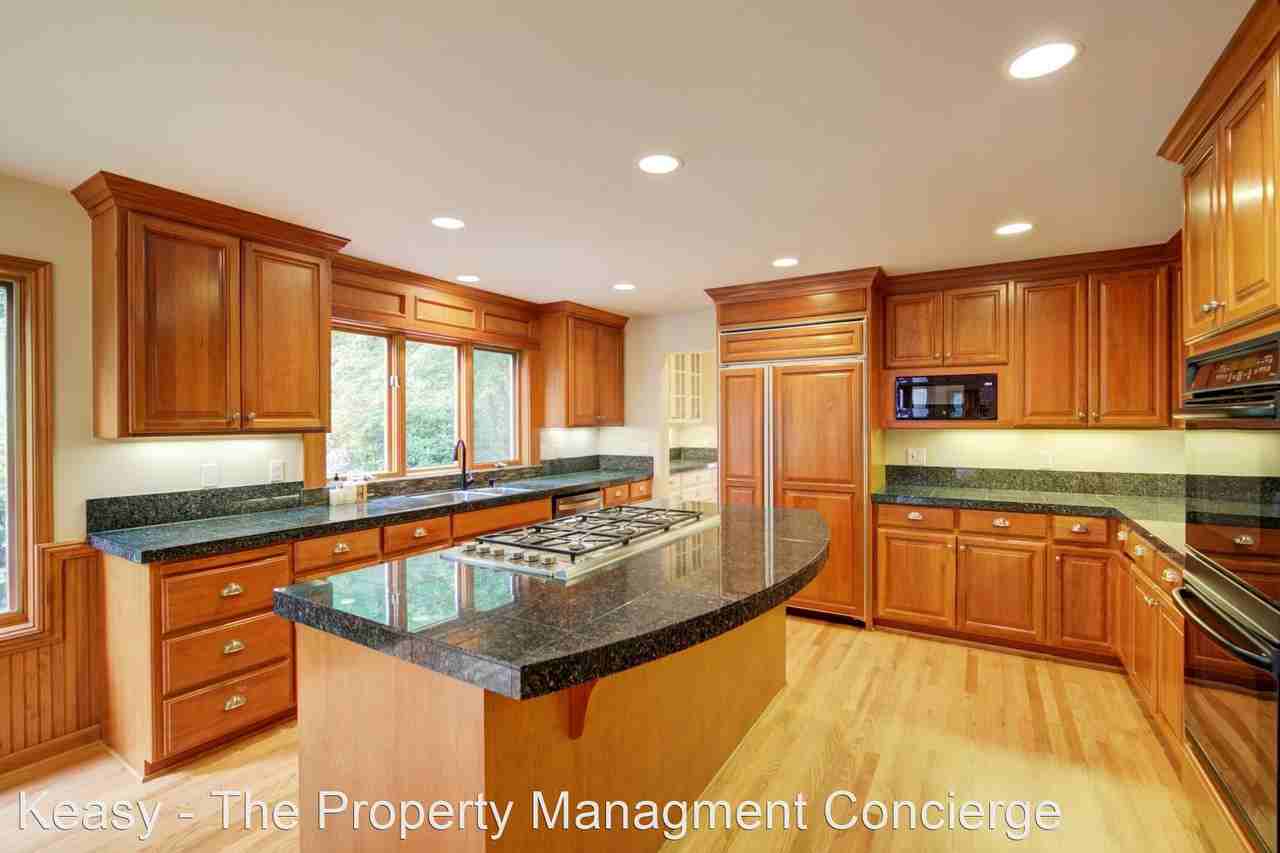 13799 Ne 32nd Pl - Photo 3 of 50