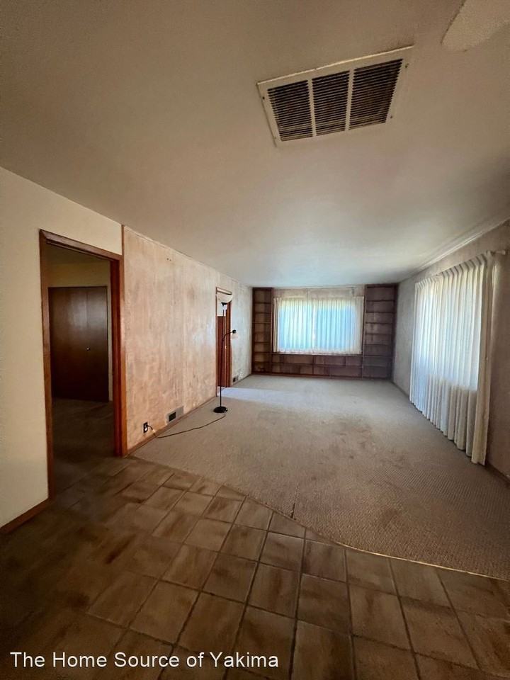 1570 Cutler Way - Photo 2 of 26