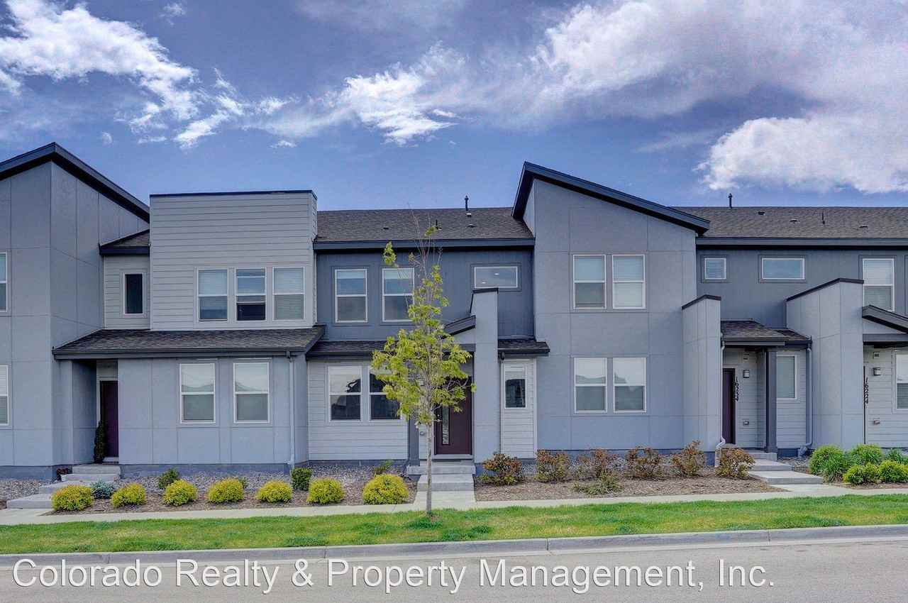 16244 E 47th Dr - Photo 2 of 40