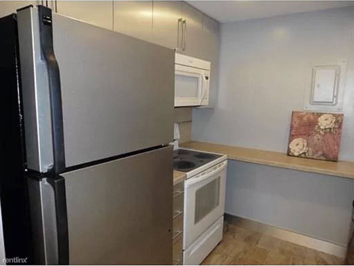 50 Broadlawn Park #410E - Photo 3 of 12