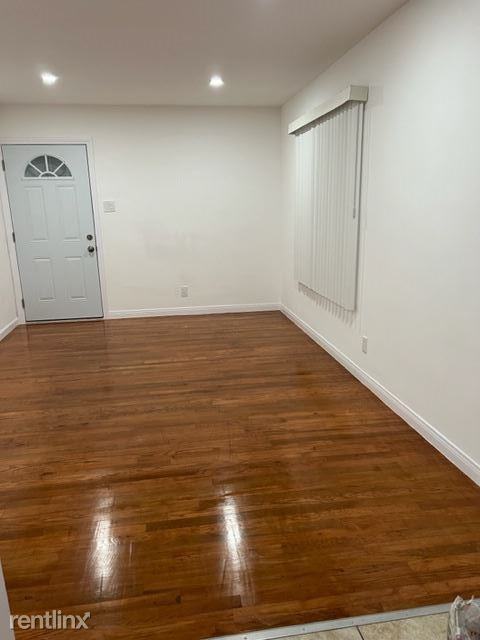 212 W Verdugo Ave #A - Photo 3 of 13