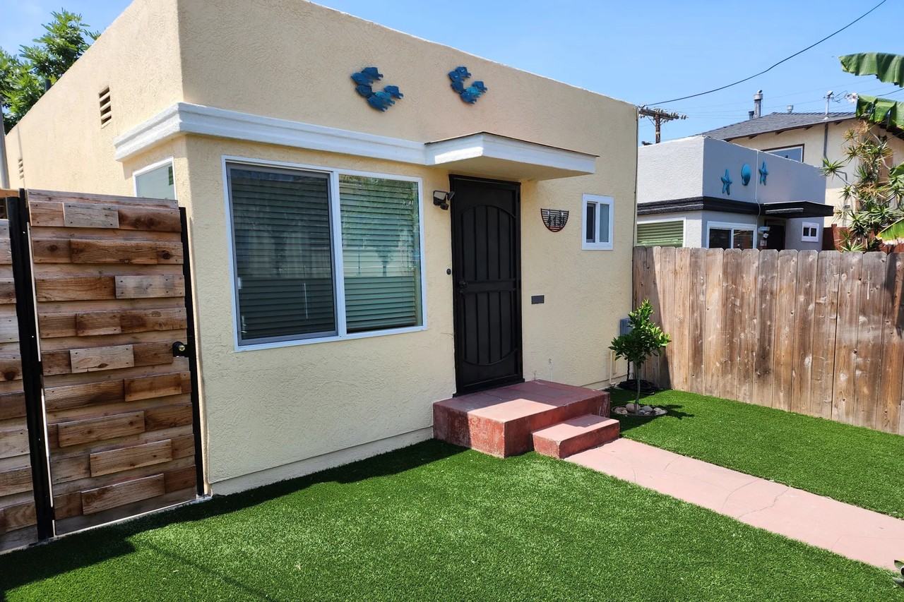 4731 Polk Ave - Photo 2 of 18