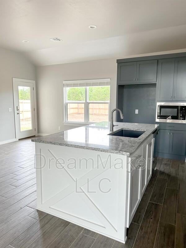 5329 Red Maple Ave - Photo 3 of 16