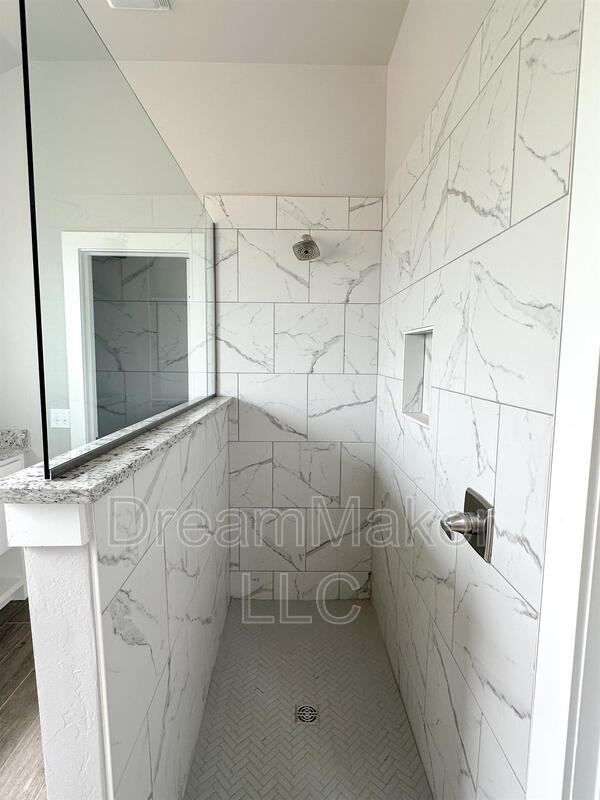 5329 Red Maple Ave - Photo 7 of 16
