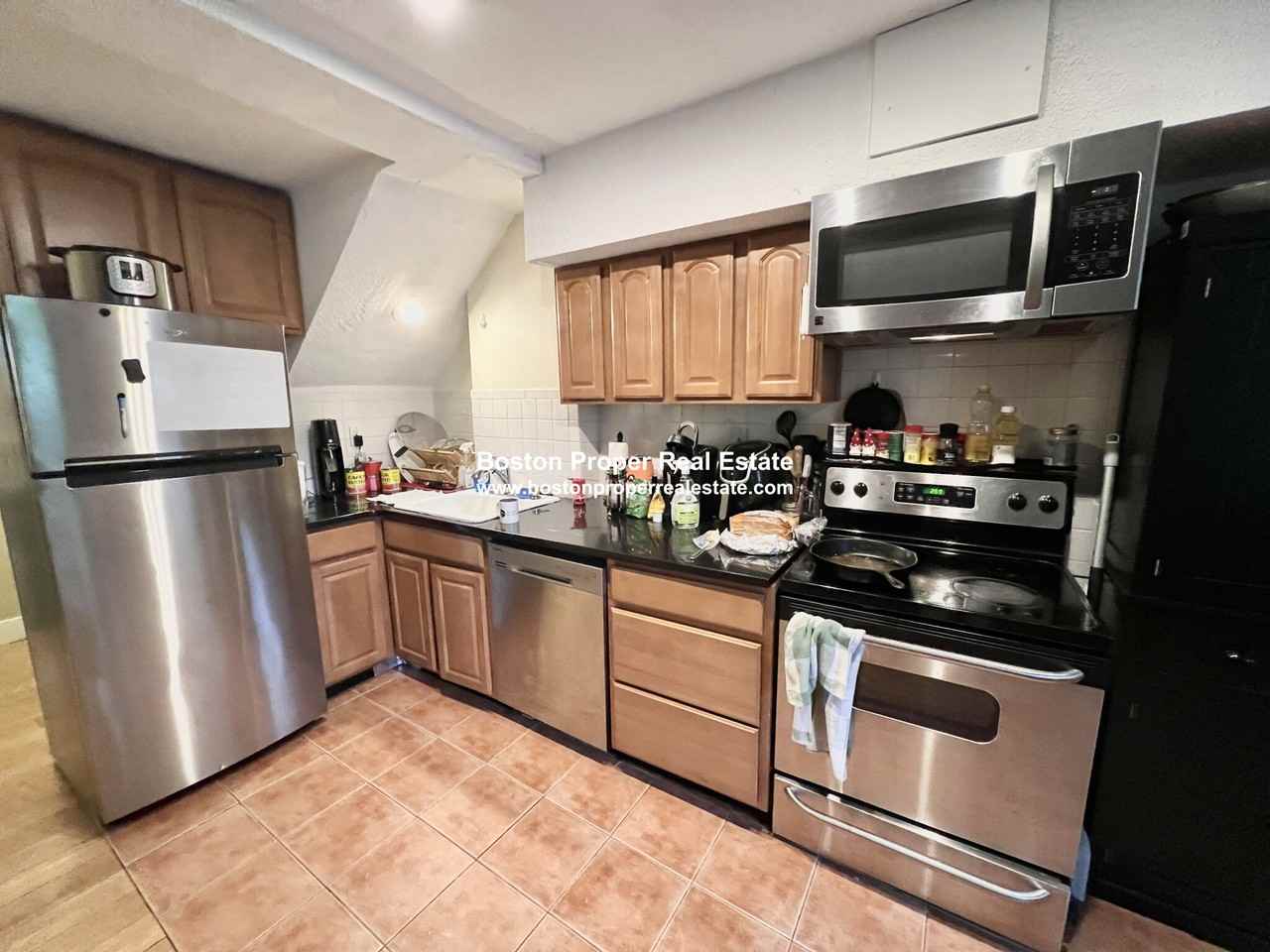 104 Saint Botolph St #2 - Photo 3 of 14