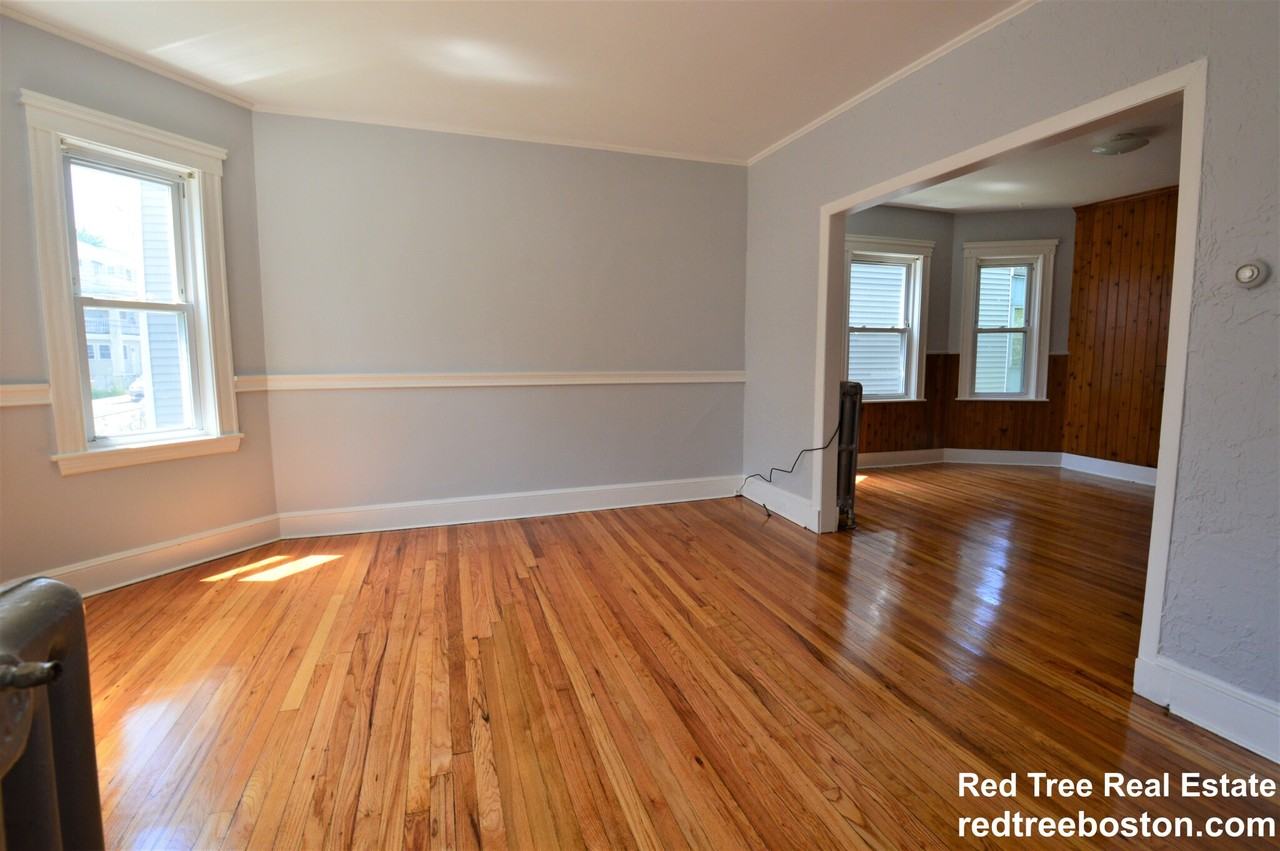 32 Stellman Rd #1 - Photo 4 of 17