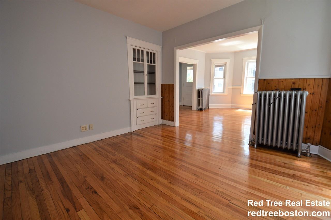 32 Stellman Rd #1 - Photo 7 of 17