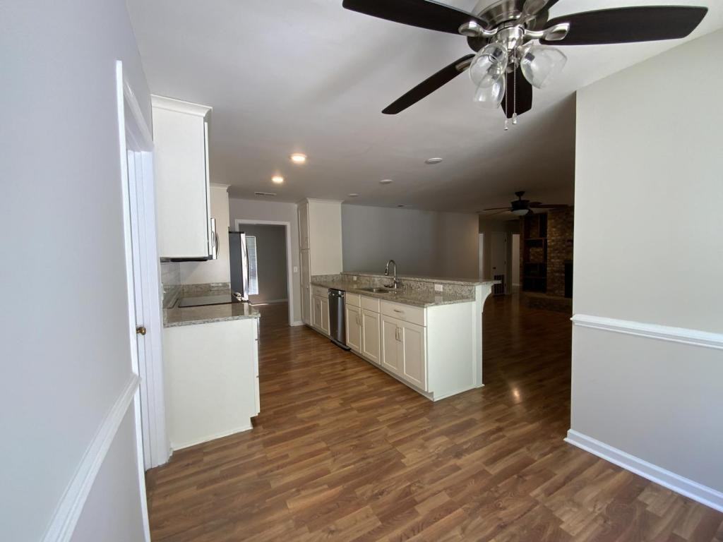 311 Slash Ct - Photo 5 of 12