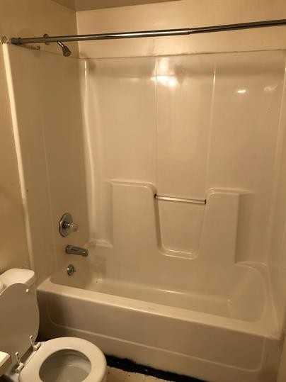 306 E 4th St - Photo 2 of 11