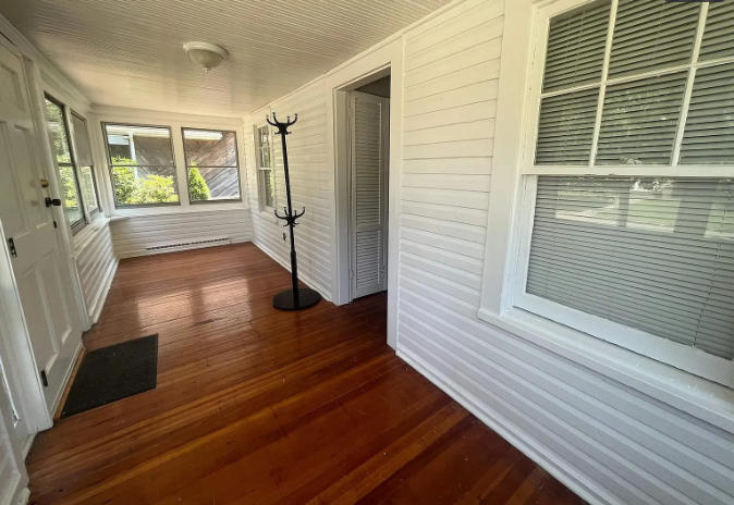 832 Monroe Dr #NA - Photo 2 of 3