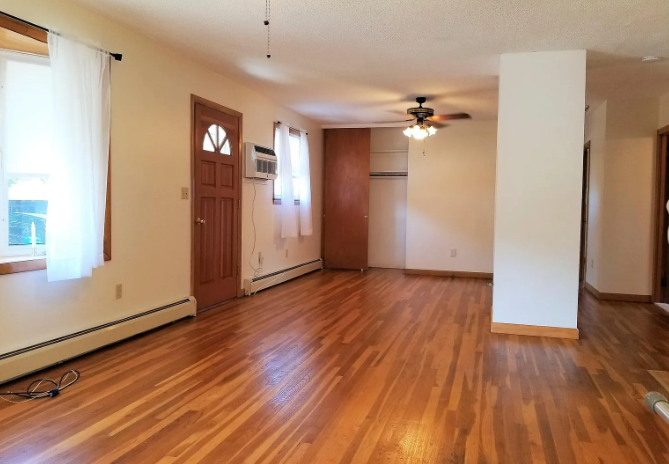 120 Robert Gray Ave #NA - Photo 2 of 3