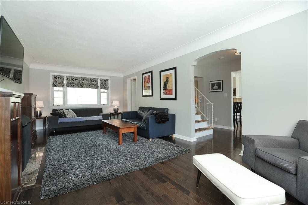 865 Shadeland Avenue - Photo 3 of 10