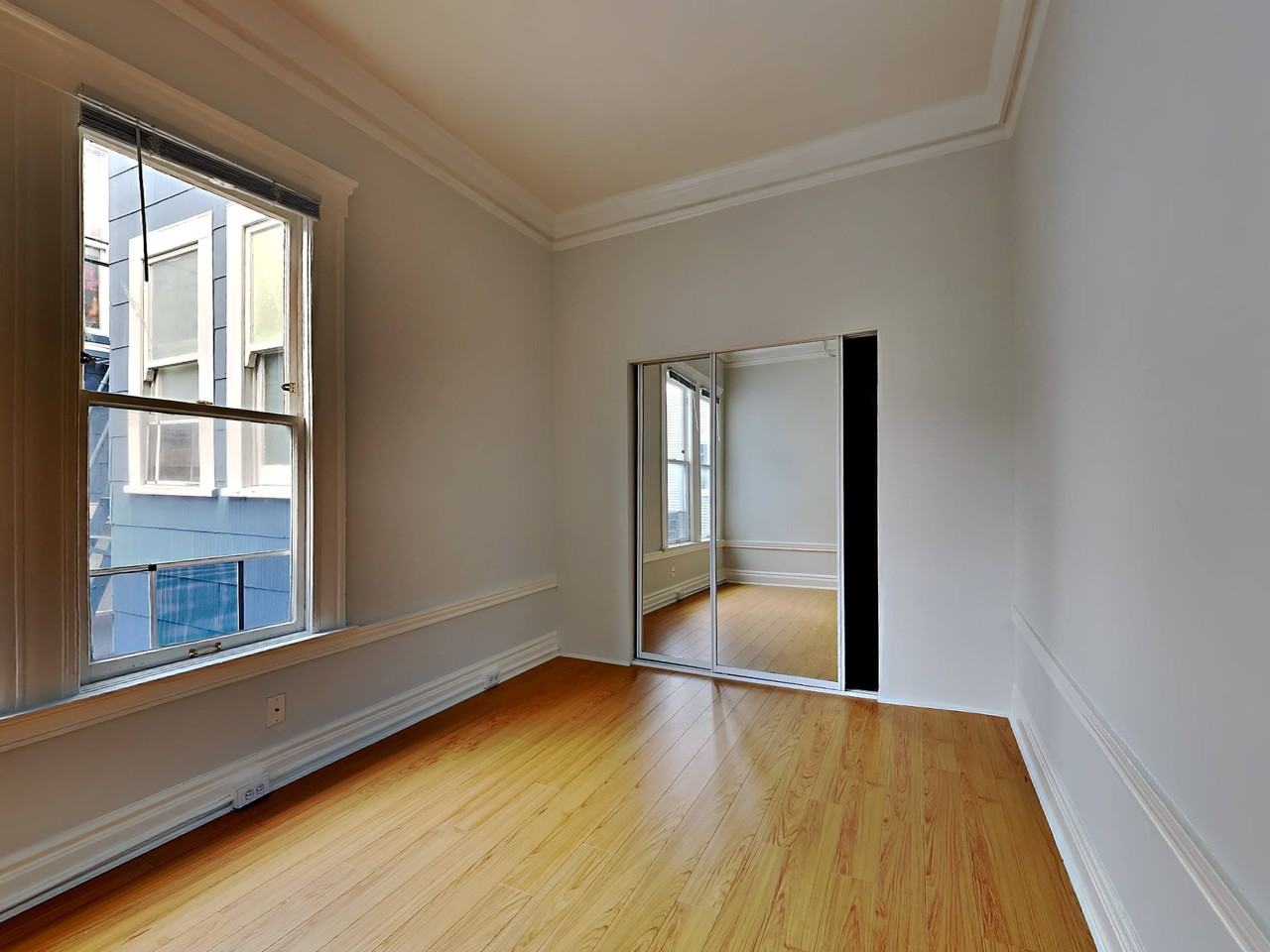 900 Oak St. - Photo 6 of 16