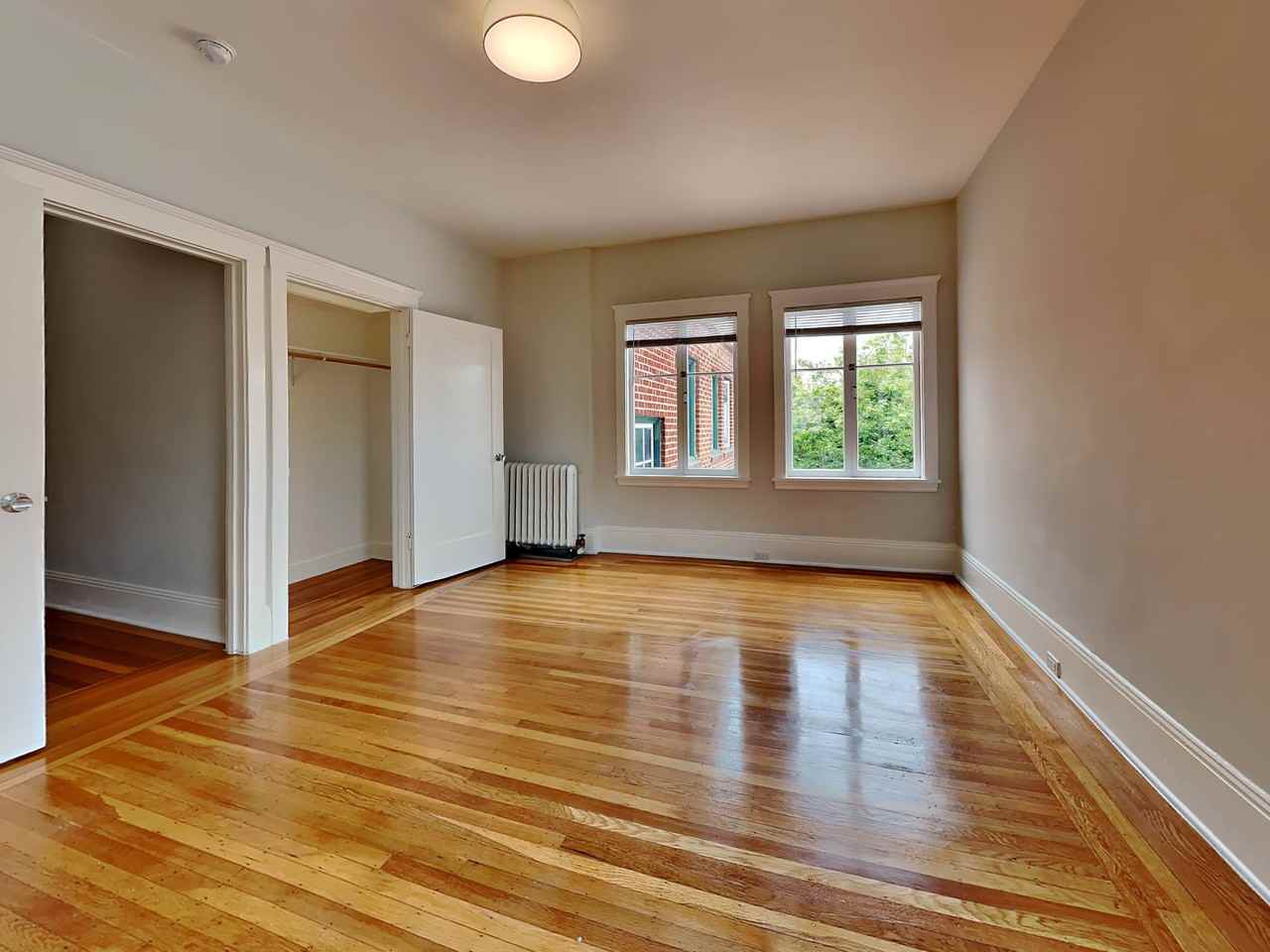 378 Grand - Photo 3 of 13