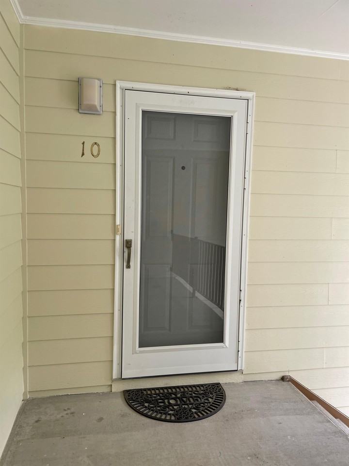 513 Meadowland Court #1 - Photo 6 of 33