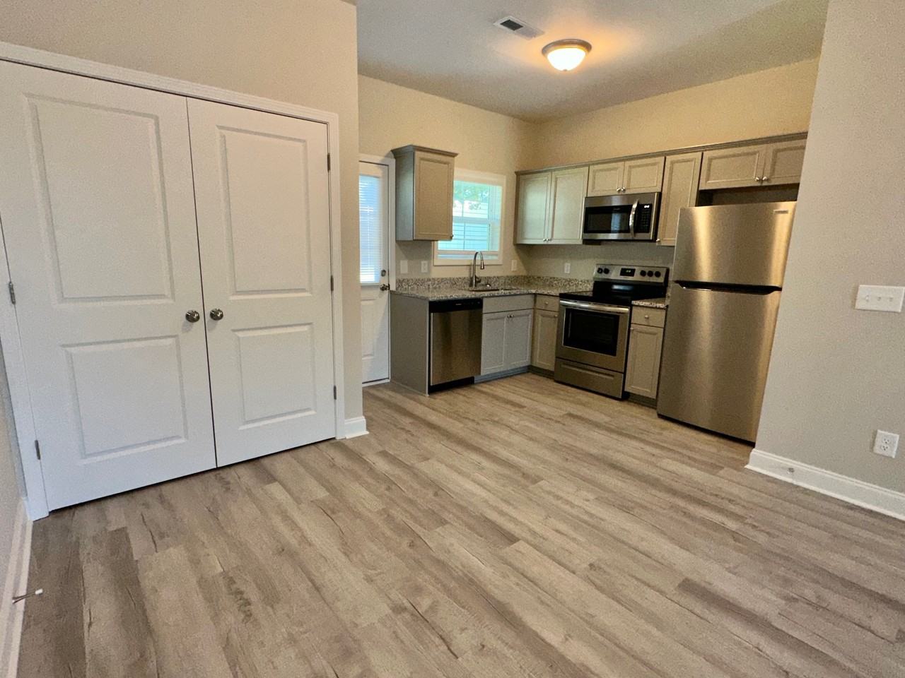 2845A Jubilee Dr #1 - Photo 5 of 20