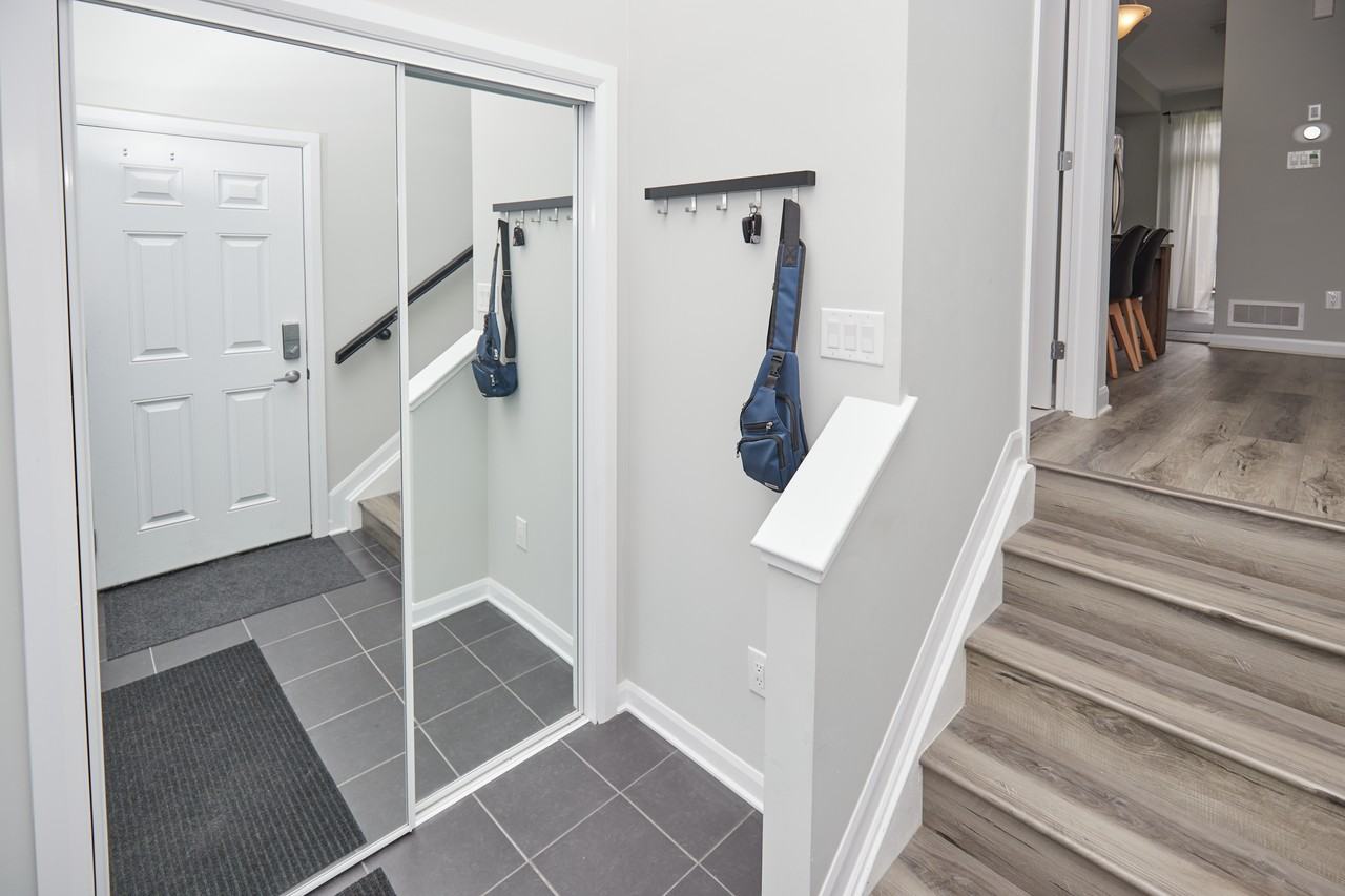 741 Cashmere Terrace - Photo 3 of 20