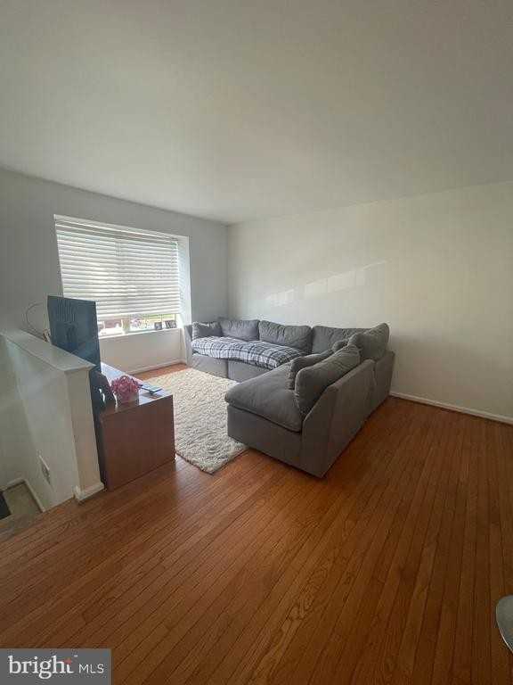 3078 Antrim Cir - Photo 2 of 12