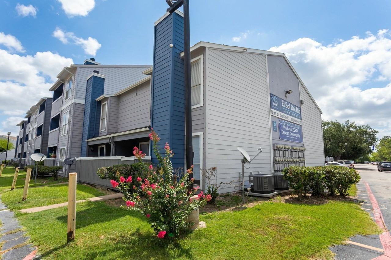 El Sol Del Rio Apartments - 14405 Rio Bonito Rd, Houston, TX 77083 - Zumper