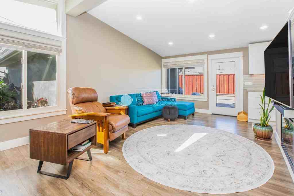 27586 Bahama Ave - Photo 2 of 20