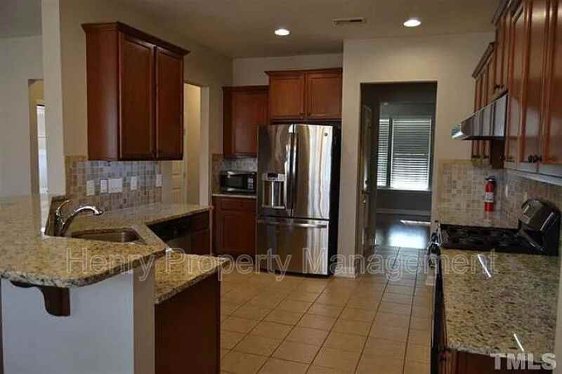856 Bay Bouquet Ln - Photo 6 of 18