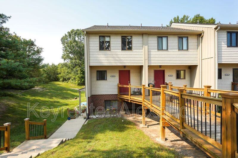 2154 Gunsmith Ter - Photo 2 of 18