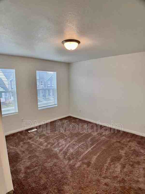 2013 Wn - Photo 6 of 35