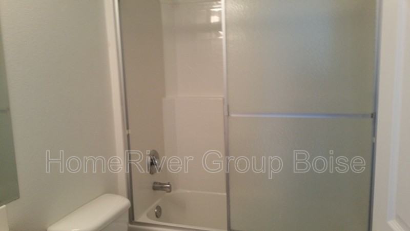 1602 Spruce Creek Loop - Photo 6 of 17