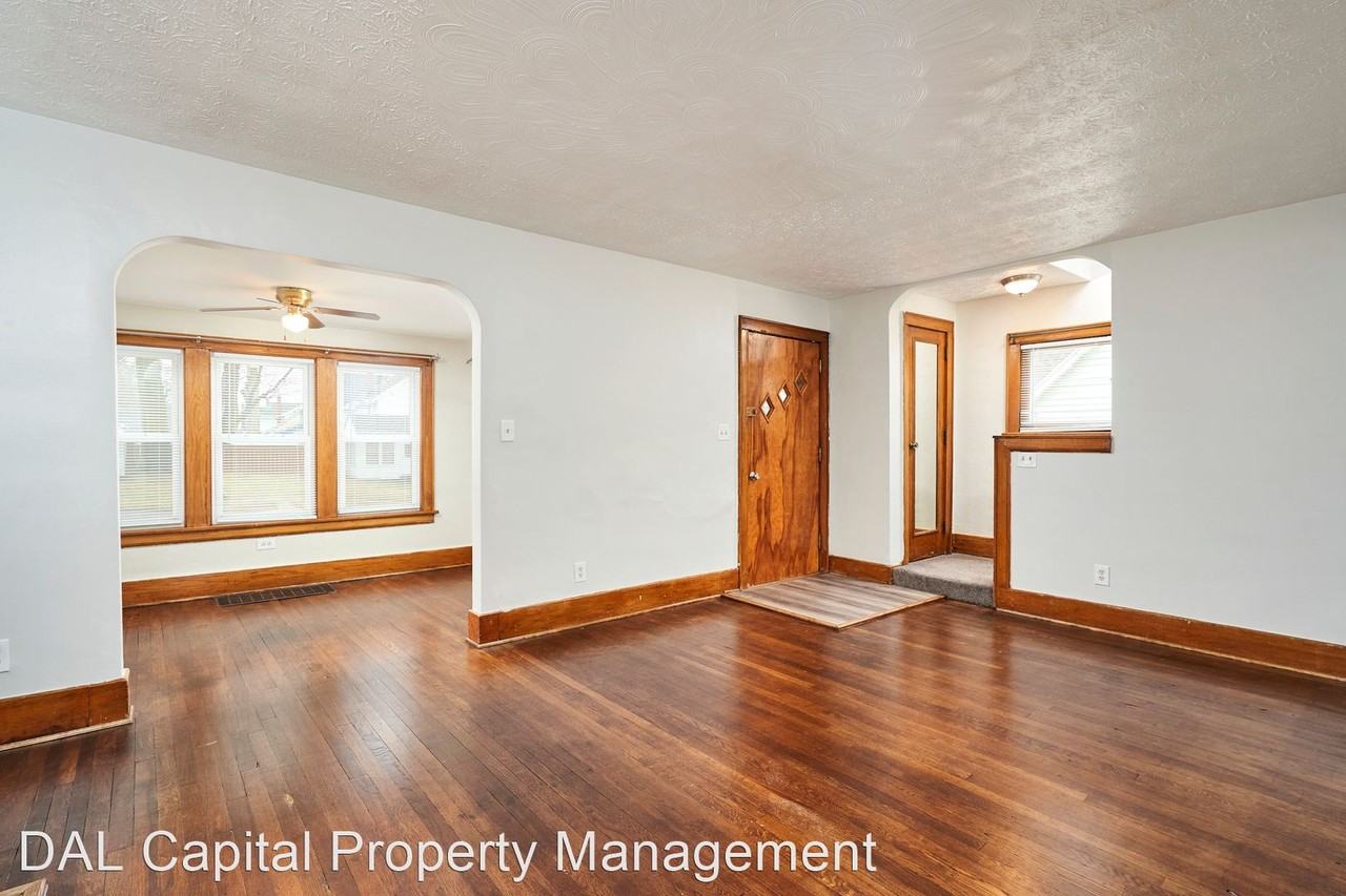 529 Reed Ave - Photo 2 of 17