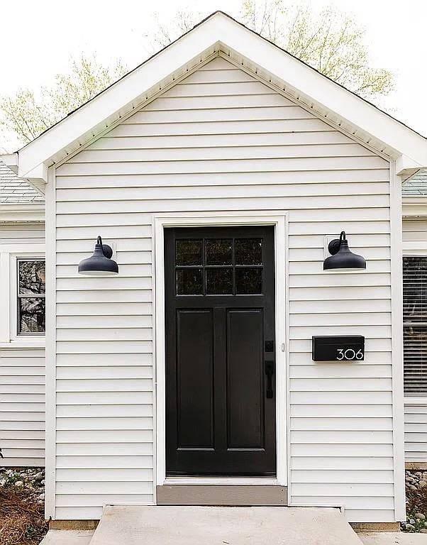 306 Horace Mann Ave #NA - Photo 2 of 15