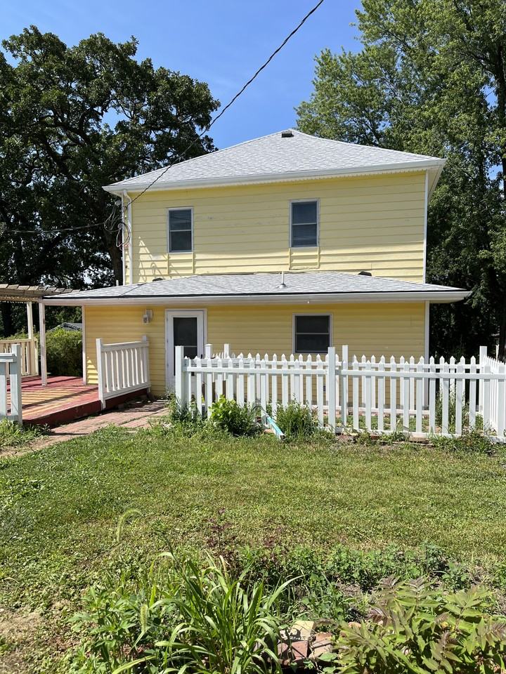 516 T St #NA - Photo 2 of 2
