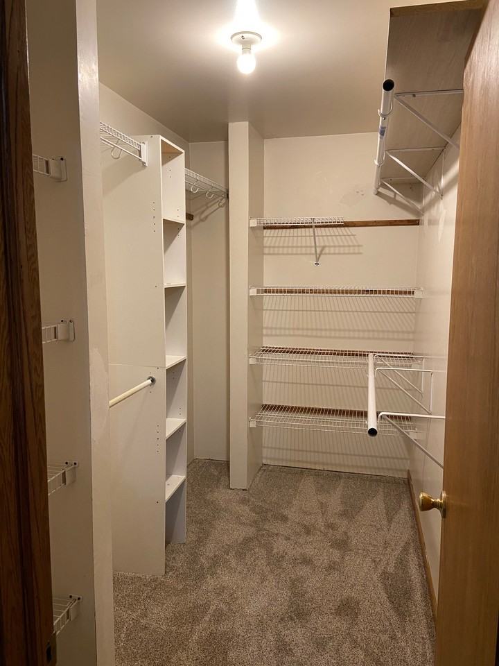 558 Beachview Dr #1 - Photo 7 of 19