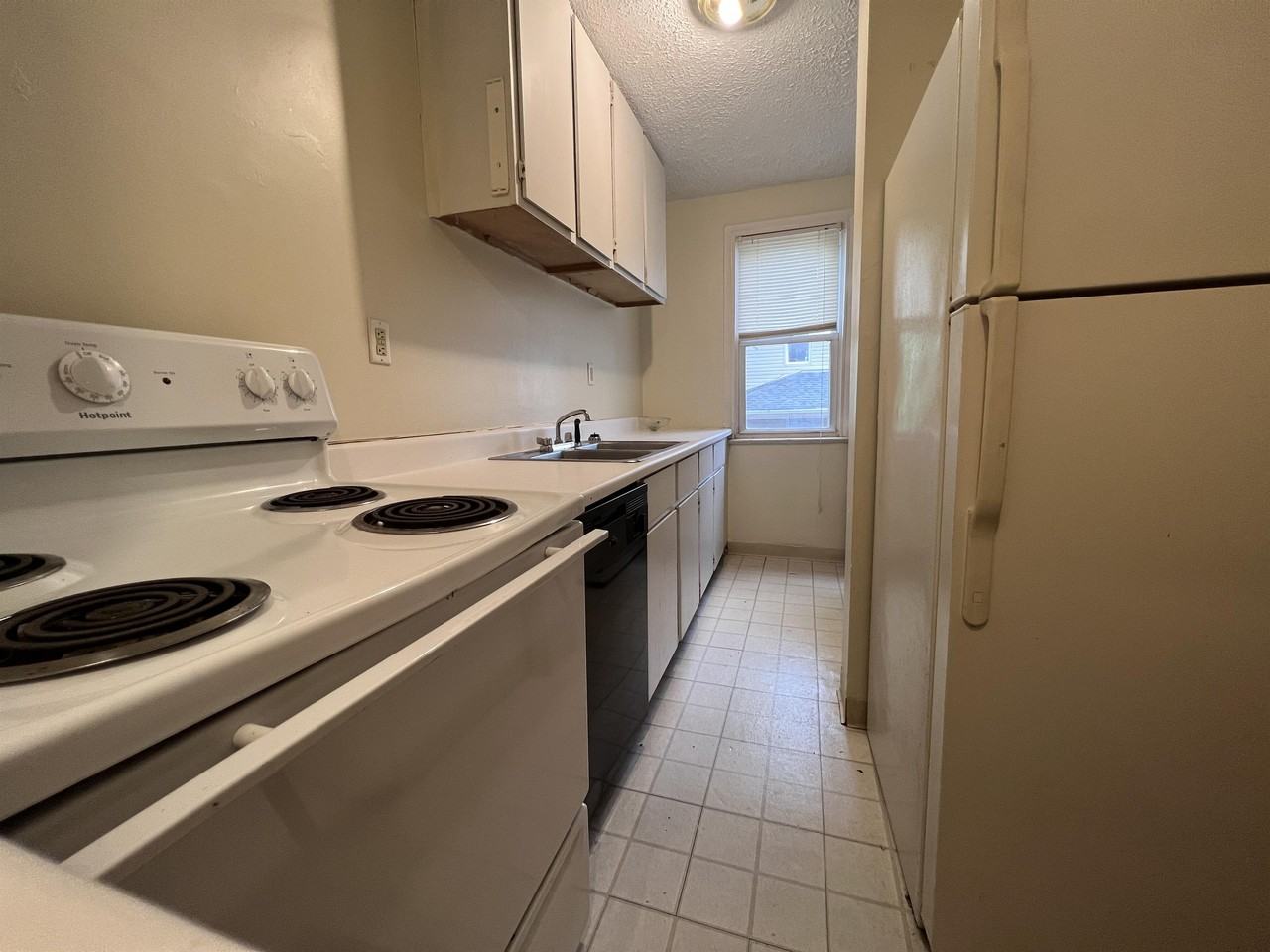 409 Forest Avenue #A - Photo 7 of 14