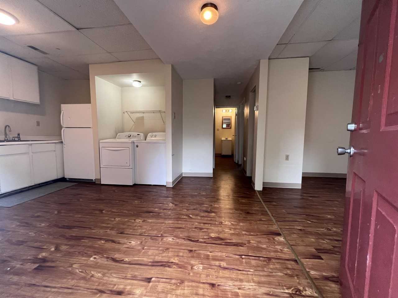 409 Forest Avenue #B - Photo 7 of 9