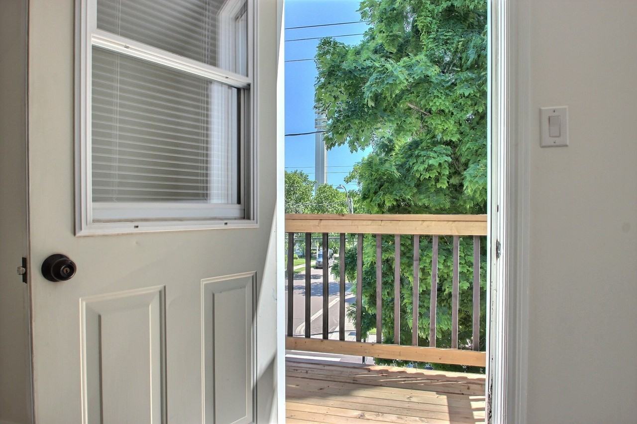 141 St George St #141 - Photo 7 of 8