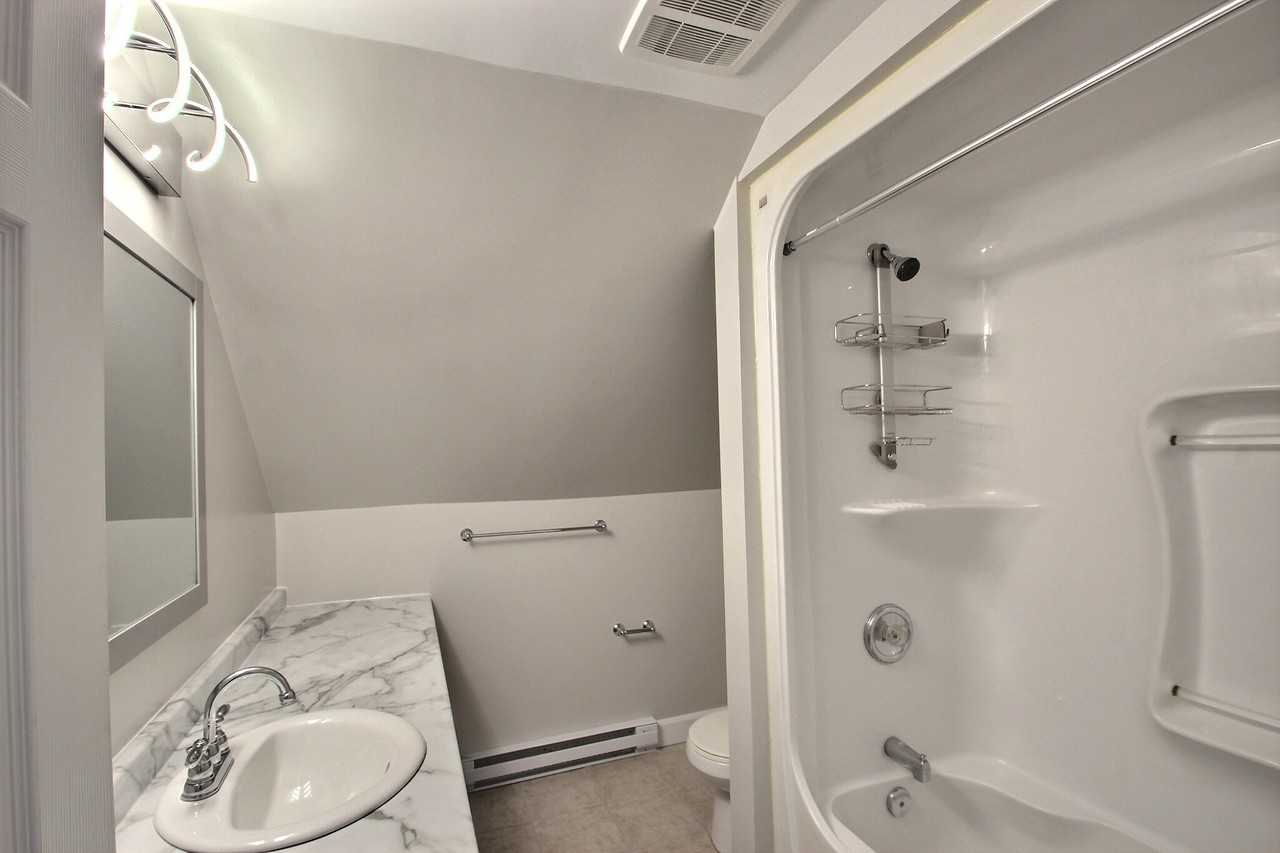 142 Alma St #G - Photo 4 of 7