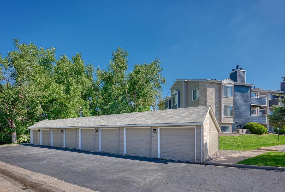 8965 E Florida Ave - Photo 2 of 24