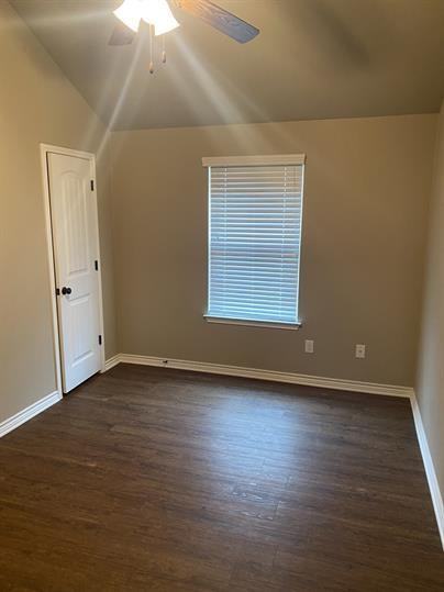 601 Sladecek Dr - Photo 2 of 9