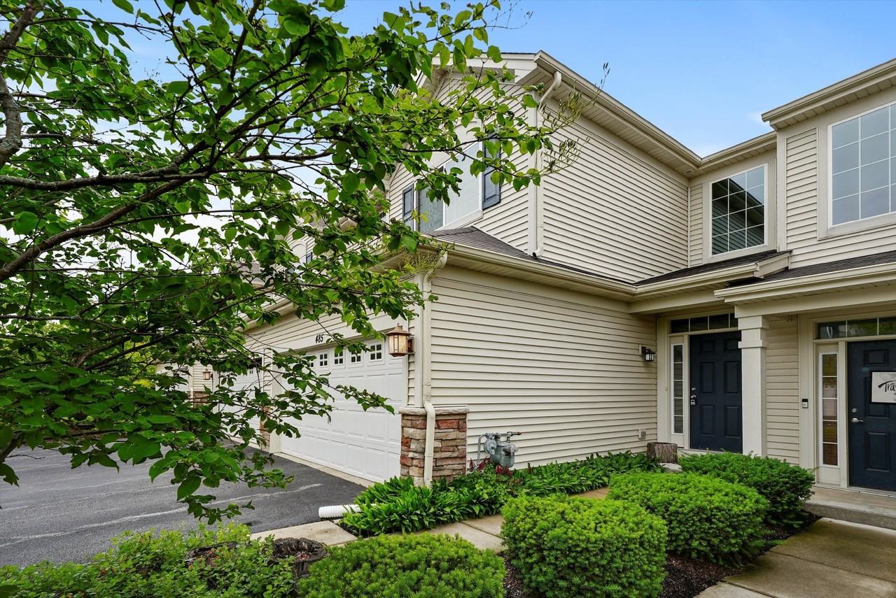 485 S Jade Ln - Photo 4 of 25